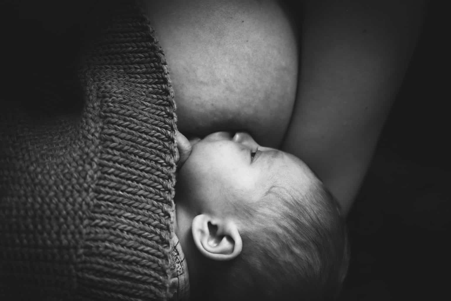 breastfeeding-latching-tips-to-help-you-breastfeed-better-everythingmom